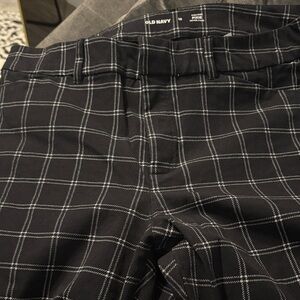 Old Navy Black Checkered Trousers